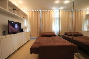 Guilhermina 303 *